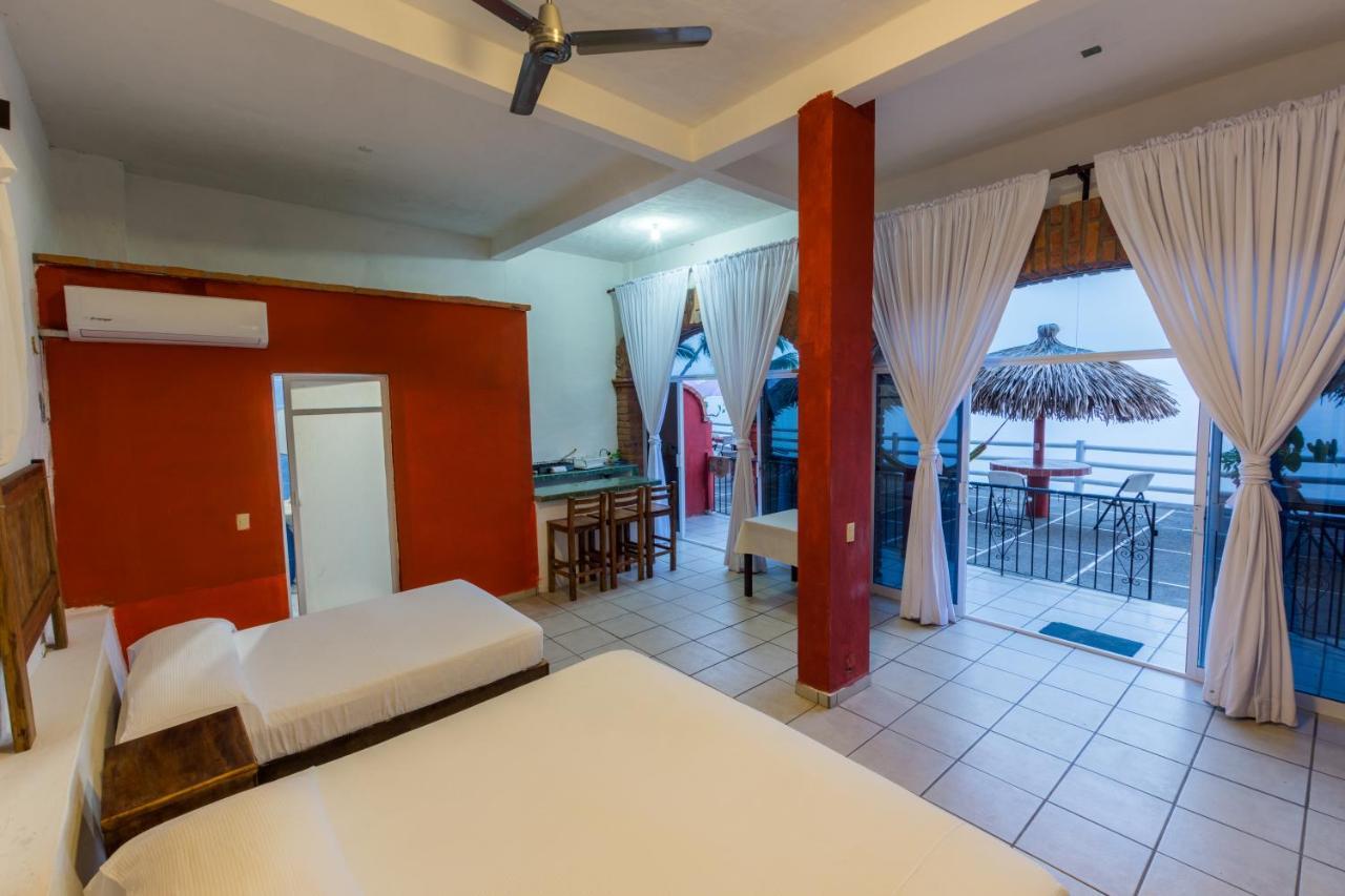 Traditional Sierra Leon Oceanfront Rooms - Adults Only Puerto Vallarta Esterno foto