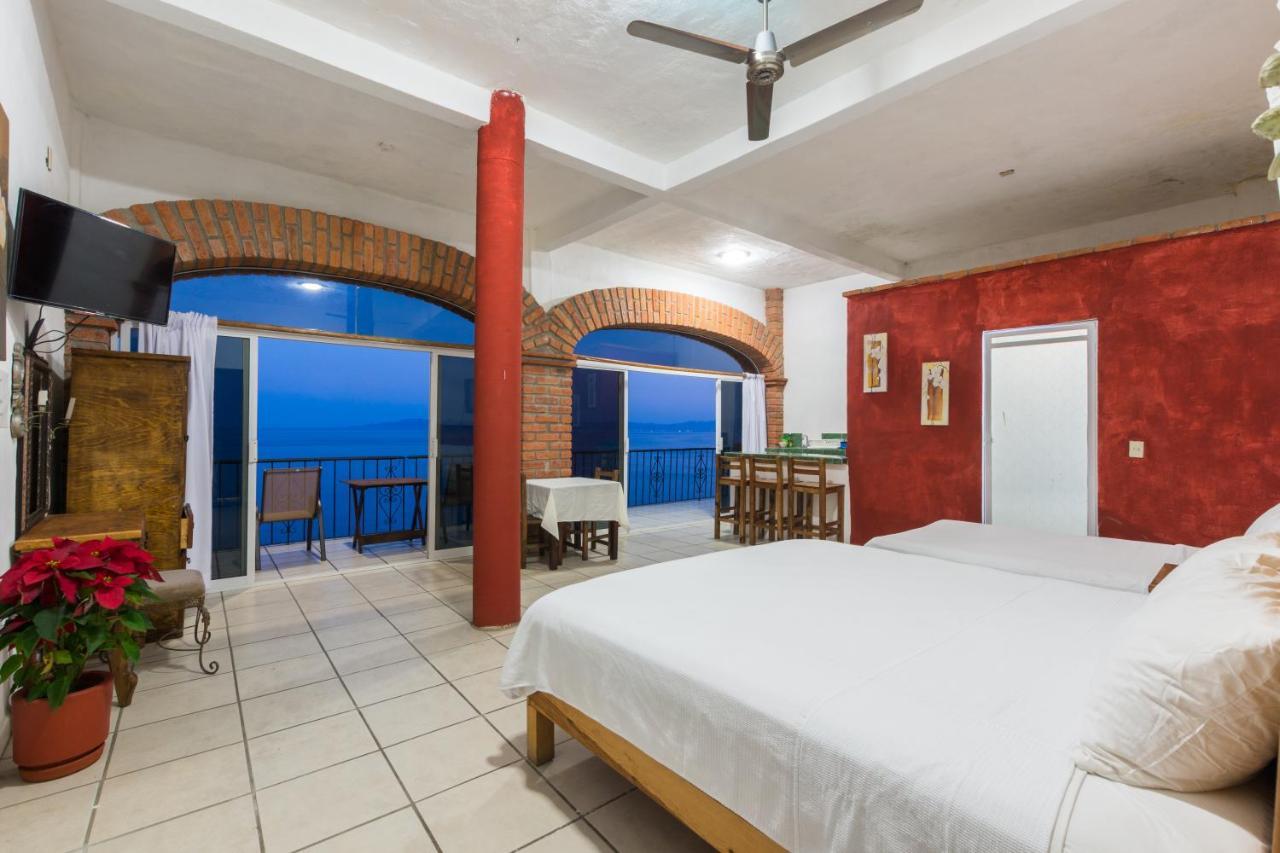 Traditional Sierra Leon Oceanfront Rooms - Adults Only Puerto Vallarta Esterno foto